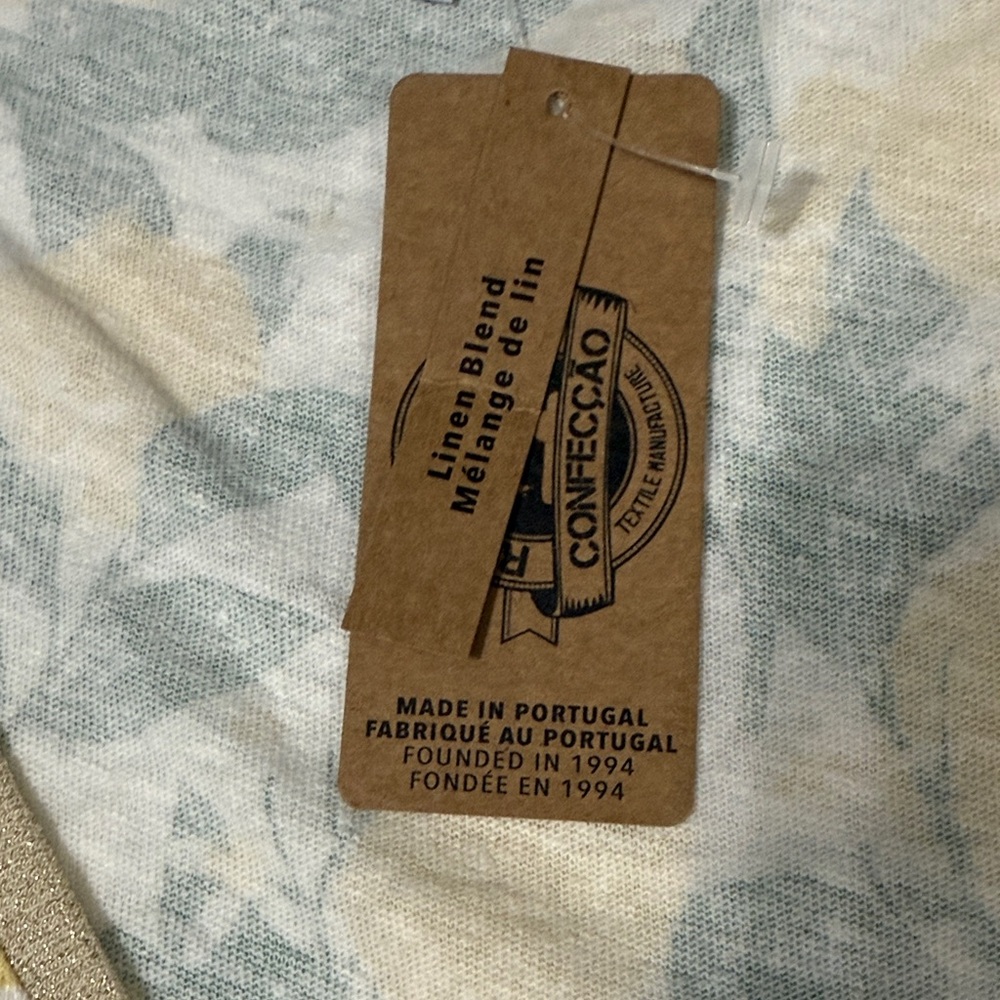 Ribeiro and Matos Lemon Print V-Neck Top Linen Blend - Picture 3 of 5